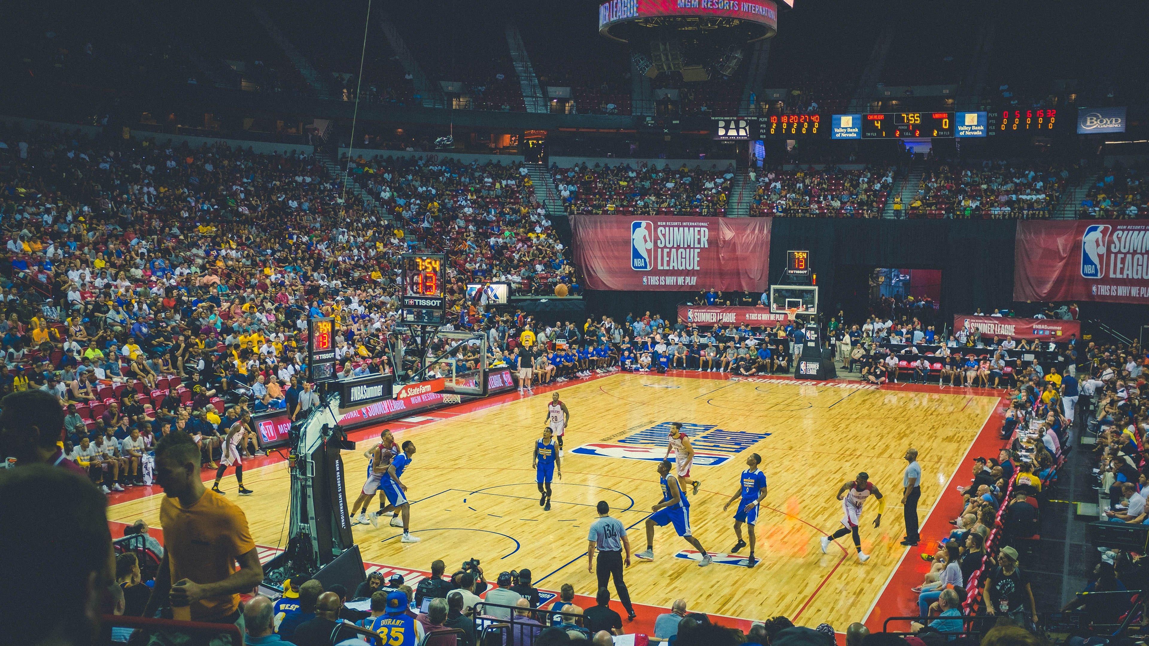 体育公益携手同行,篮球明星助力乡村儿童圆梦运动场